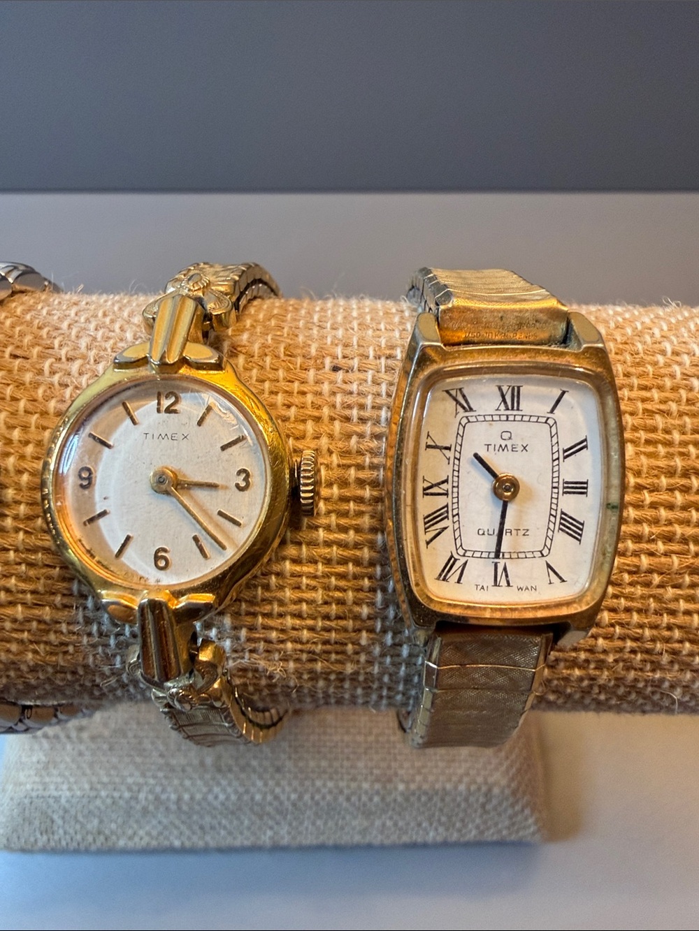 Four Vintage Non Working Watches - Picture 2 of 12